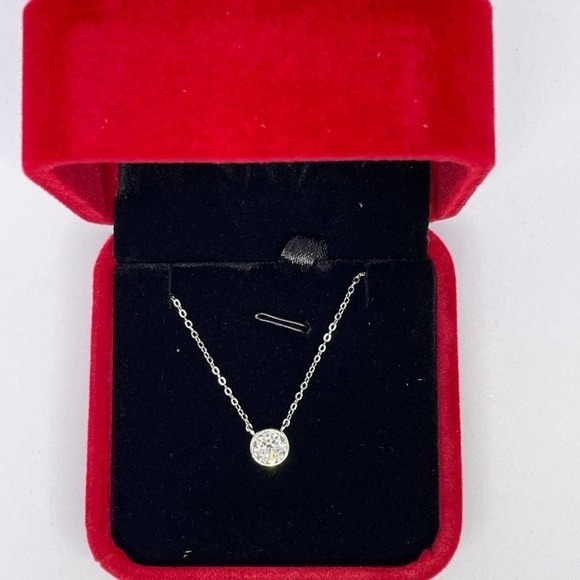 Moissanite Necklace Pendant Bezel 1 Ct Brilliant Round Cut GRA Certified - Picture 9 of 11